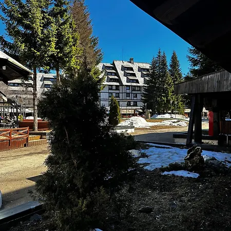 Konaci 28 * קופאוניק